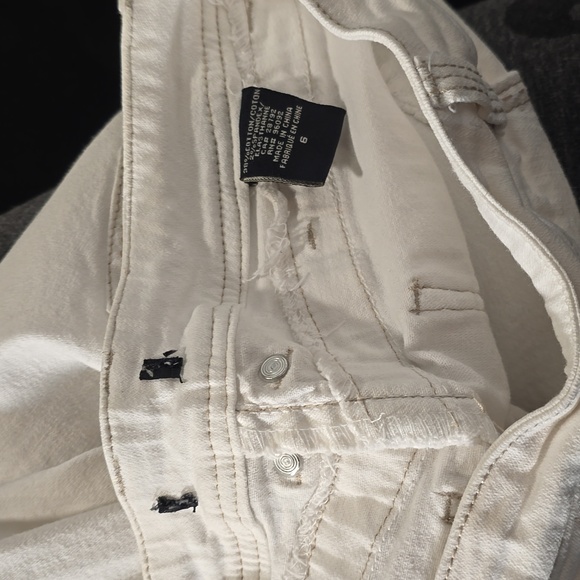 White jeans - Picture 8 of 10